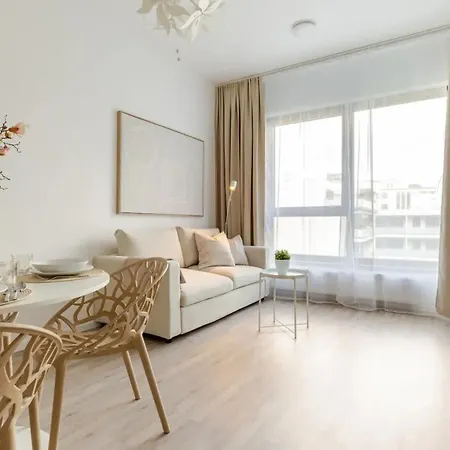 Magnolie Presidential Garden Free Parking