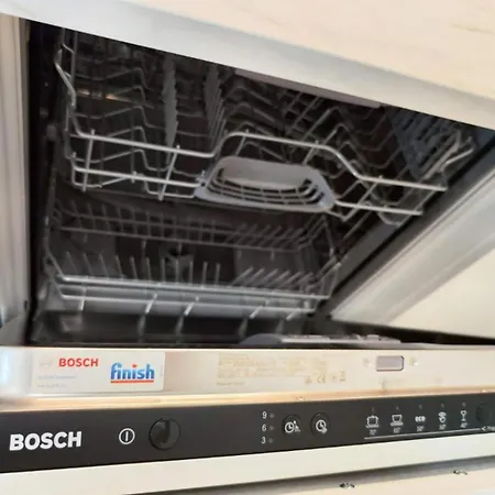 Magnolie Presidential Garden Free Parking Bratislava