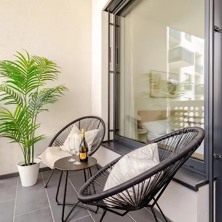 Apartament Magnolie Presidential Garden Free Parking