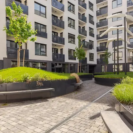Апартаменты Magnolie Presidential Garden Free Parking *