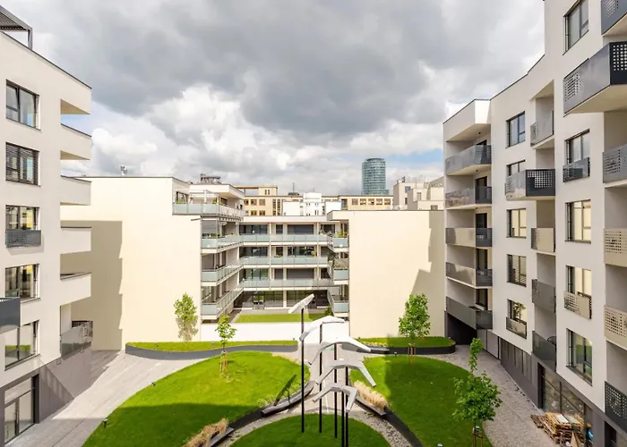 Magnolie Presidential Garden Free Parking براتسيلافا