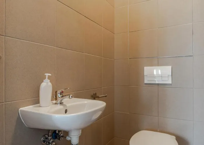 Magnolie Presidential Garden Free Parking براتسيلافا