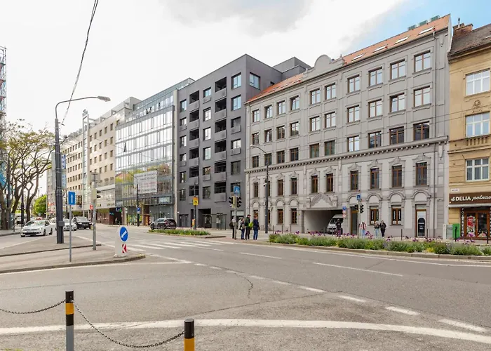 شقة Magnolie Presidential Garden Free Parking براتسيلافا