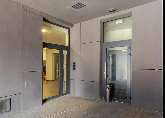 Апартаменты Magnolie Presidential Garden Free Parking